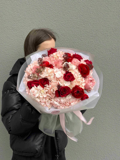 Bukiet "Valentine" kwiaty giftbar.pl 