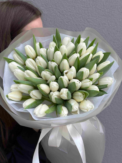 Bukiet białych tulipanów kwiaty giftbar.pl 