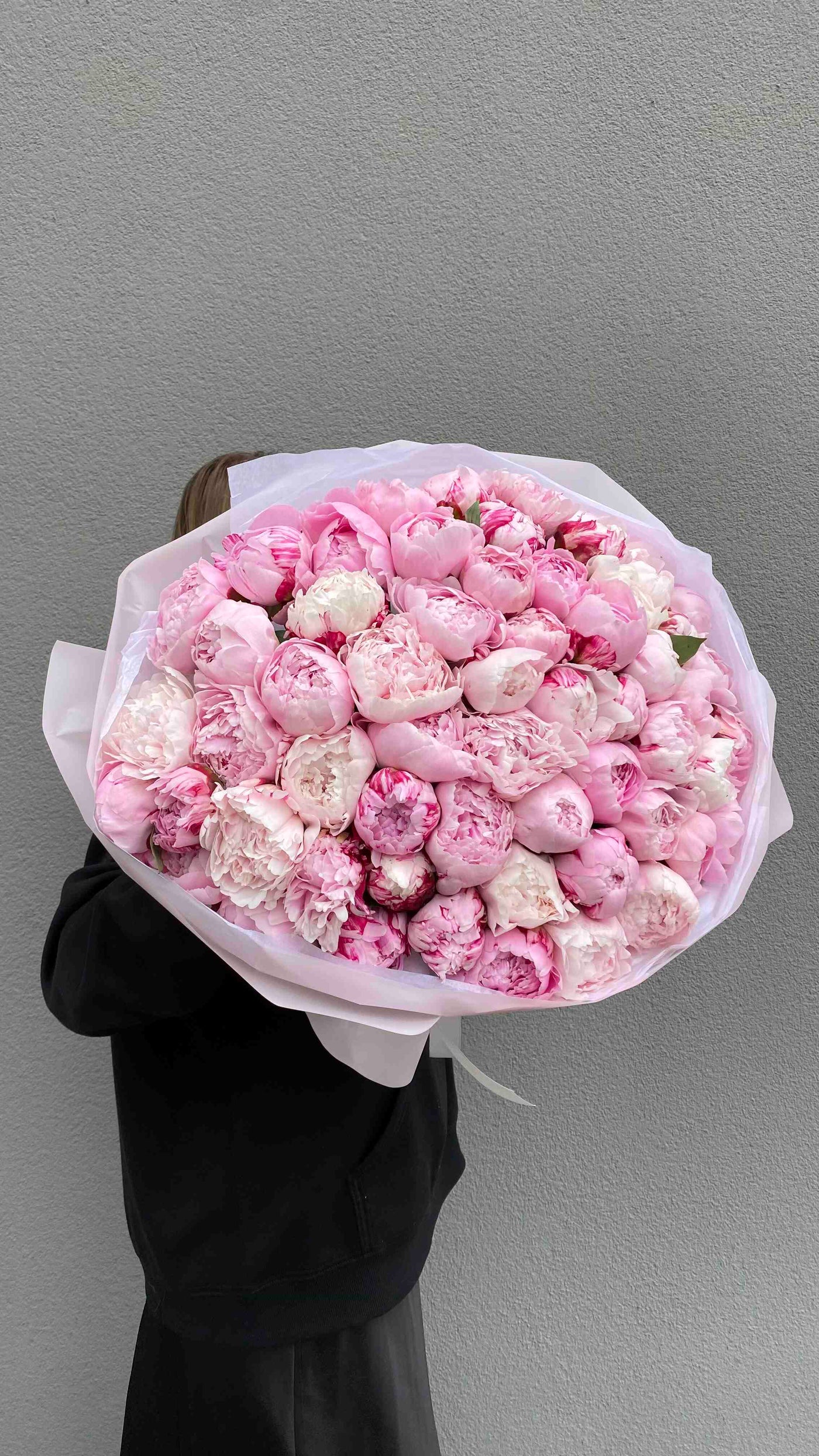 Bukiet różowych piwonii [od 7 szt] kwiaty giftbar.pl 