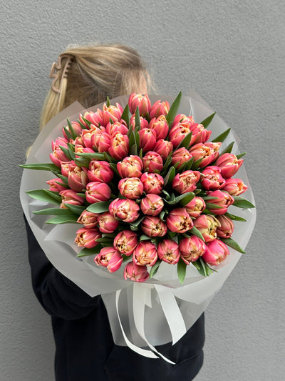 Bukiet różowych piwoniowych tulipanów kwiaty giftbar.pl 
