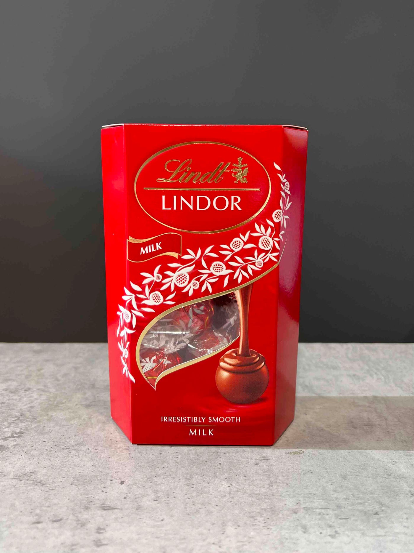 Lindt Lindor z mlecznej czekolady 200G giftbar.pl 