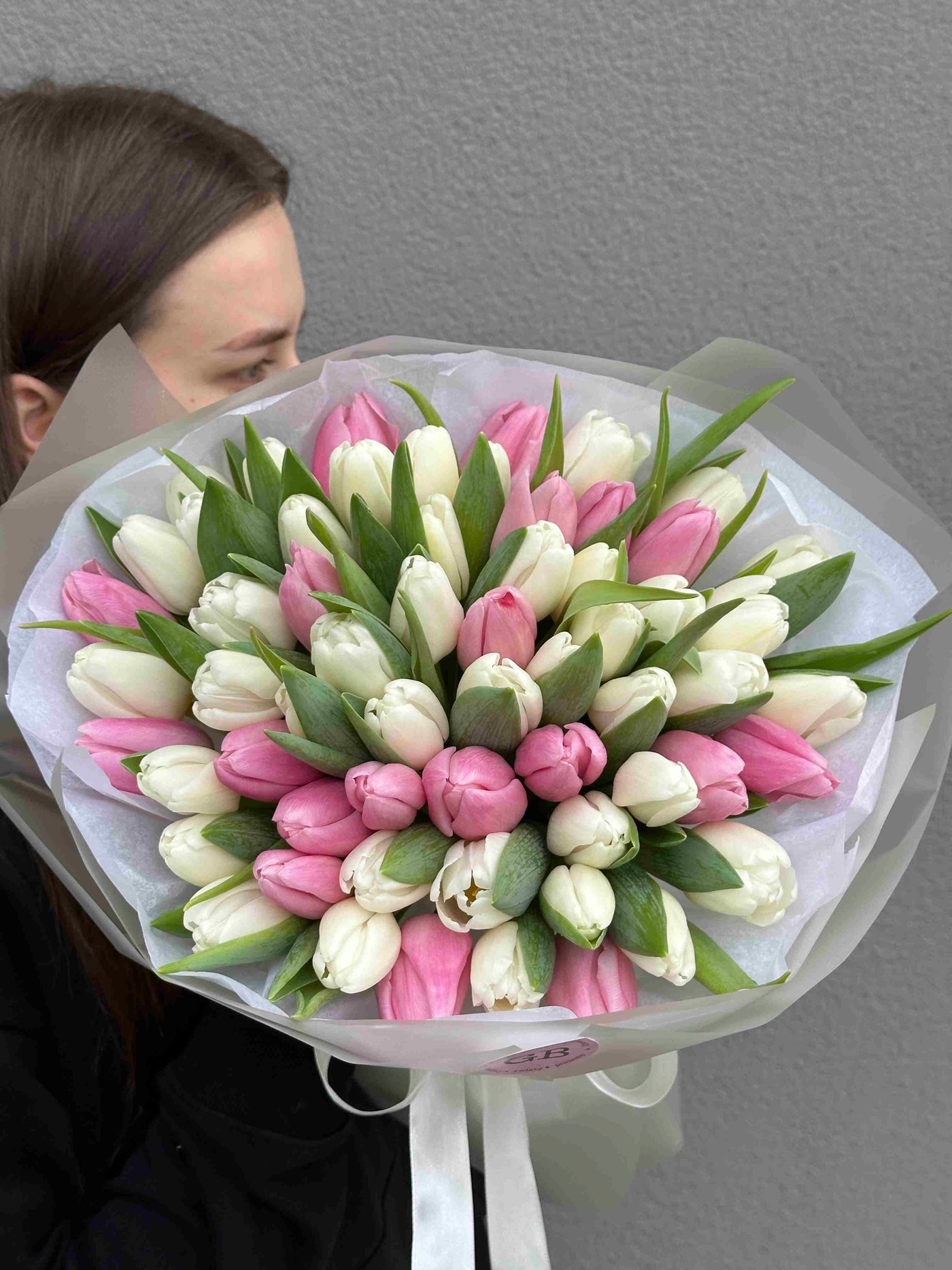 Mix różowo-białych tulipanów kwiaty giftbar.pl 