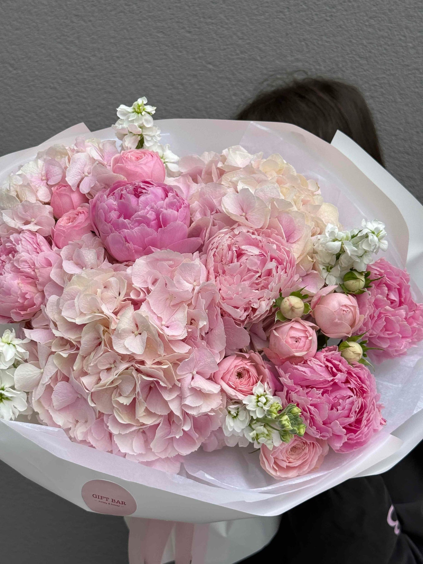 Bukiet "Blush Blossom" kwiaty giftbar.pl 