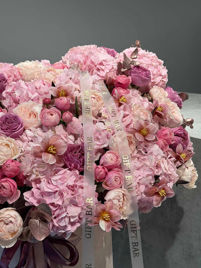 Kwiaty w pudełku "Warm Magic" kwiaty giftbar.pl 